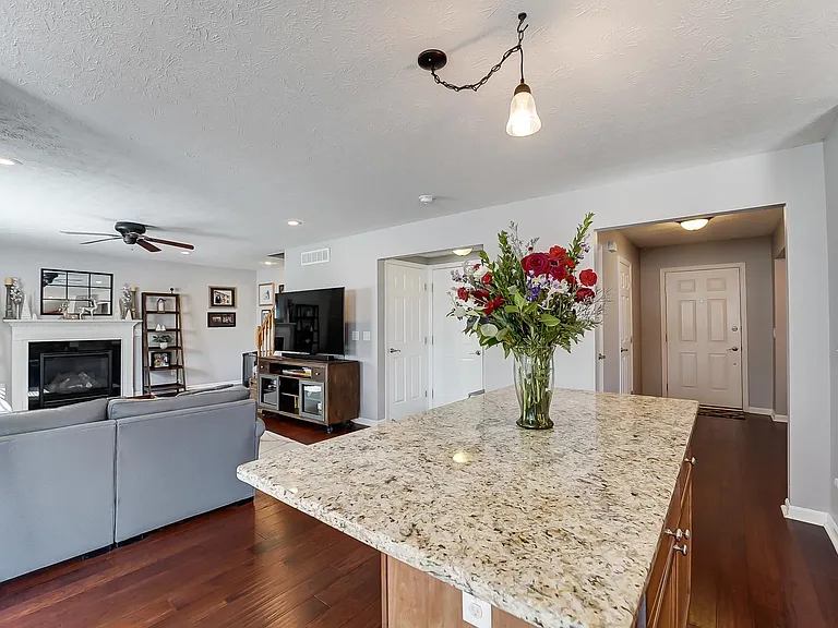 6700 Bartlett Ct — Photo 21