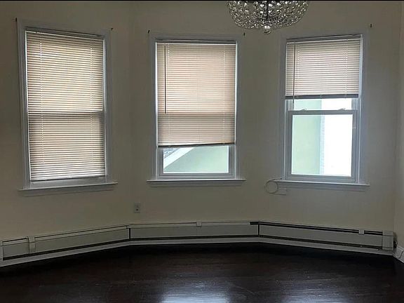 4th image of 151 Haseco Ave #1