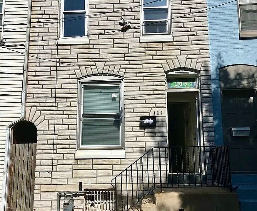 1st image of 107 Mulberry St