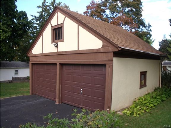 4th image of 129 Milford Dr E