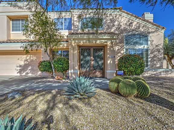 3rd image of 9860 N Meadow Flower Pl