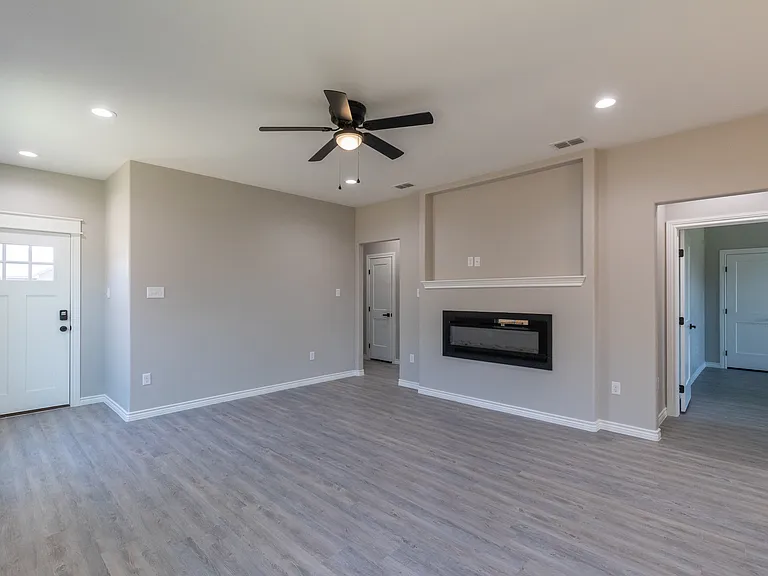 7900 Freedom Crest Ave — Photo 28