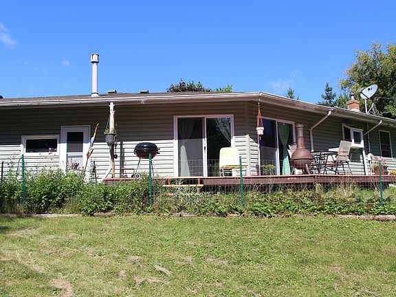 3rd image of 6281 Woodbine Ct