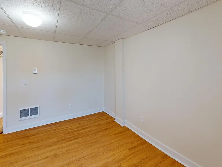 1632 Commonwealth Ave — Photo 7