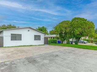 6125 SW 40th Ct, Miramar, FL 33023