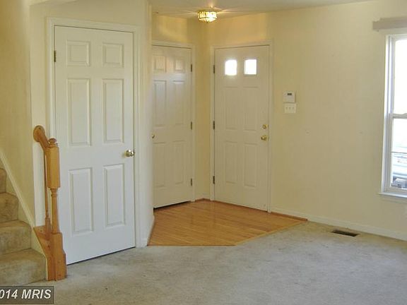 3rd image of 12715 Town Center Way