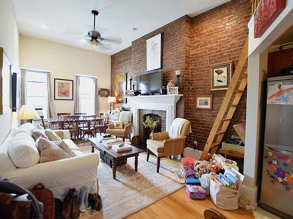2nd image of 144 W 75th St APT 5A
