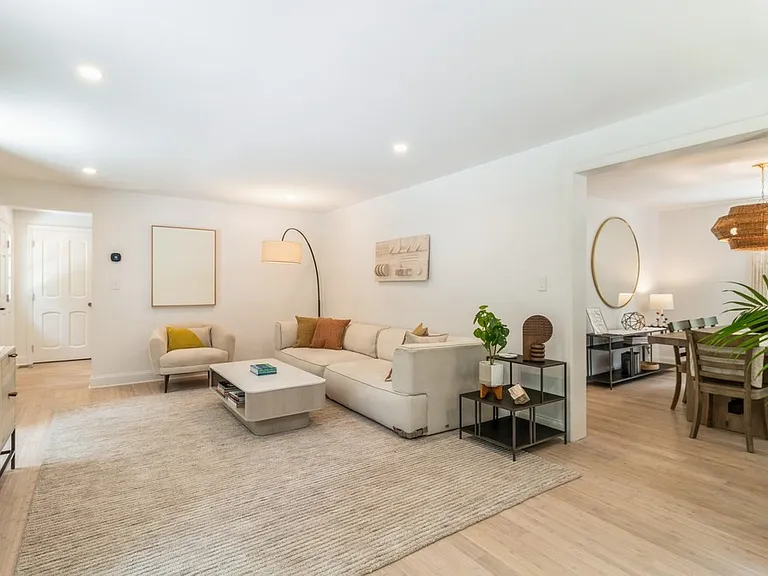 9 Banks Ct — Photo 5