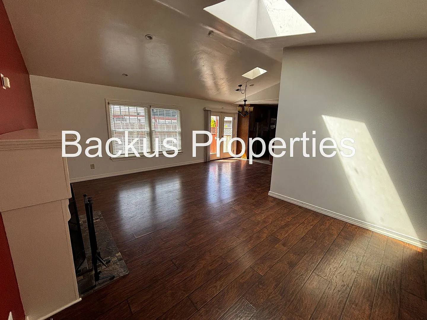 Great two bedroom home in East Salinas — Photo 3