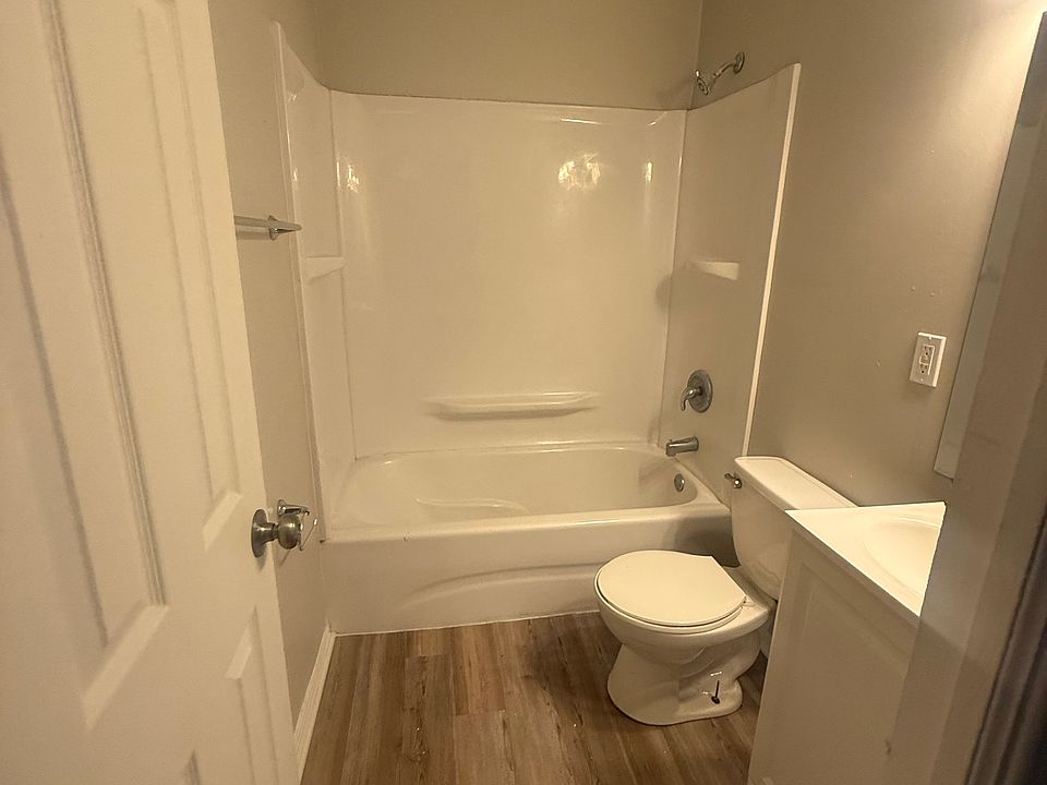 1st image of 1442 Swinger Dr