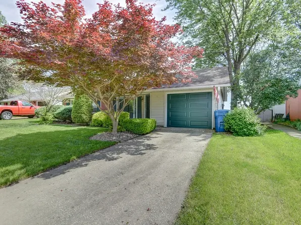 3005 W William St, Champaign, IL 61821