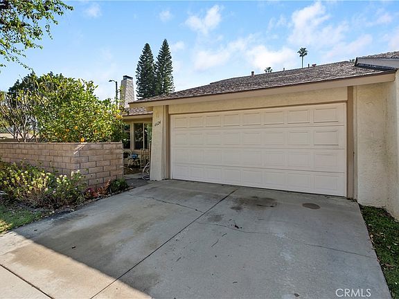 2nd image of 6624 Banyan Pl