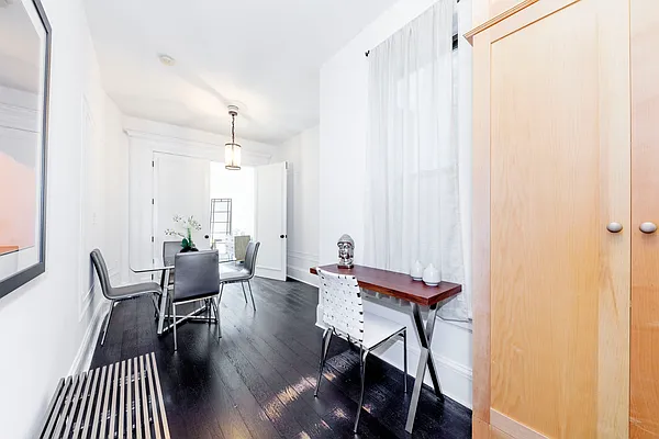 Sold by Compass | media 2