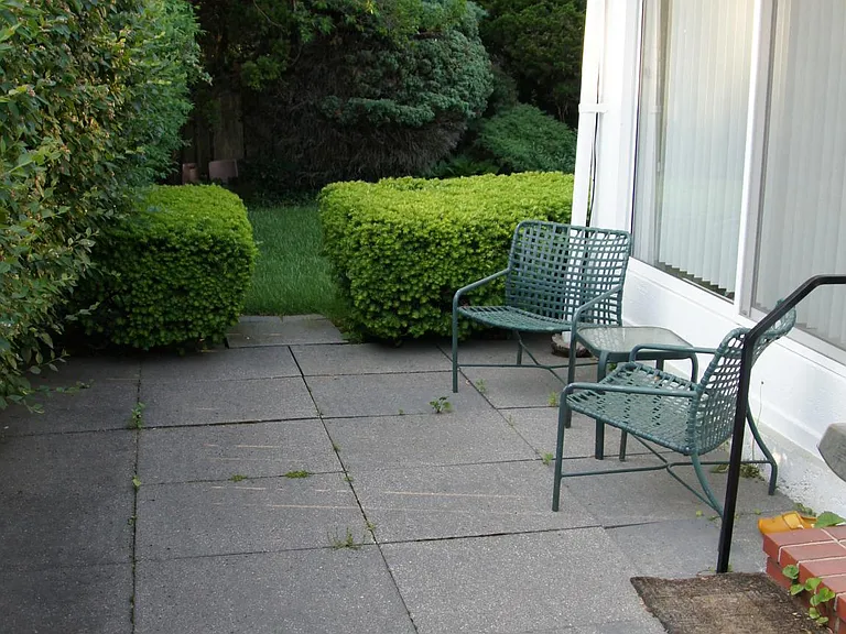 460 Highcrest Dr — Photo 39