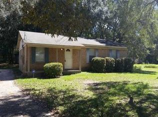 10775 Meadow Ln W, Irvington, AL 36544