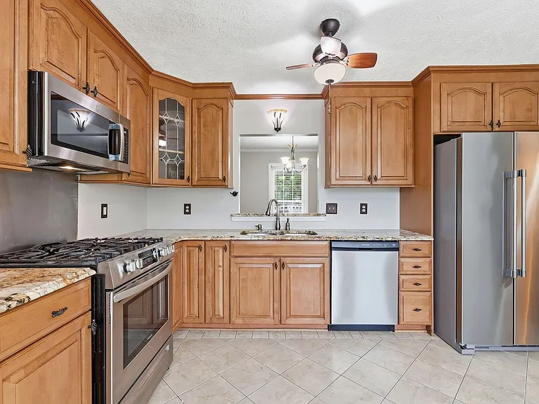 6824 Saint Julian Way — Photo 18
