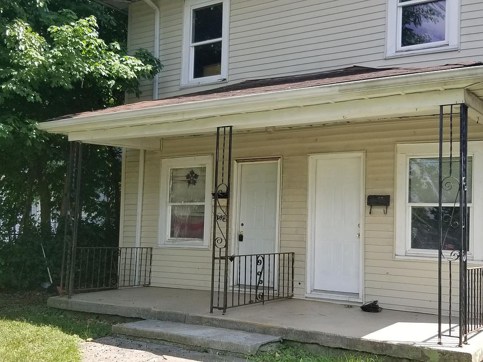 1st image of 1527 E Bradbury Ave