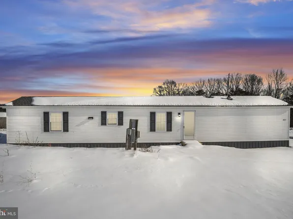 821 Windy Hill Rd, Shermans Dale, PA 17090