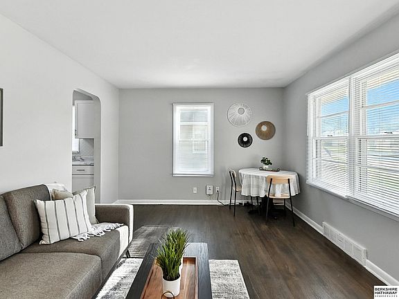 5th image of 6794 Evans St