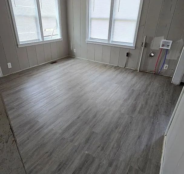 910 S Jackson Ave — Photo 7