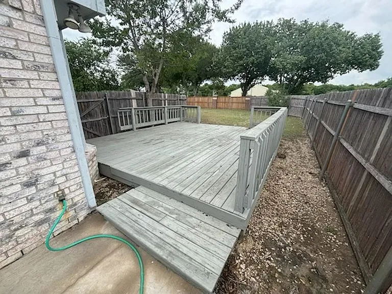 2100 Larkspur St — Photo 19