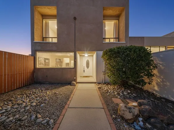 2700 Vista Grande Dr NW Unit 1, Albuquerque, NM 87120
