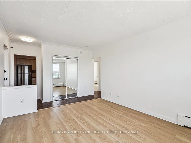 2 Wesley St #5 — Photo 11