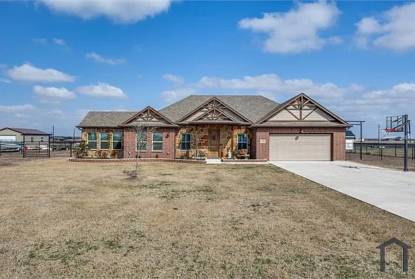 4 bed, 1800 sqft, $2,850 — Photo 2