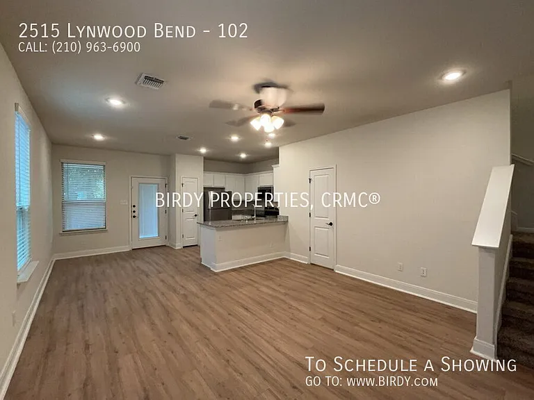 2515 Lynwood Bnd #102 — Photo 8