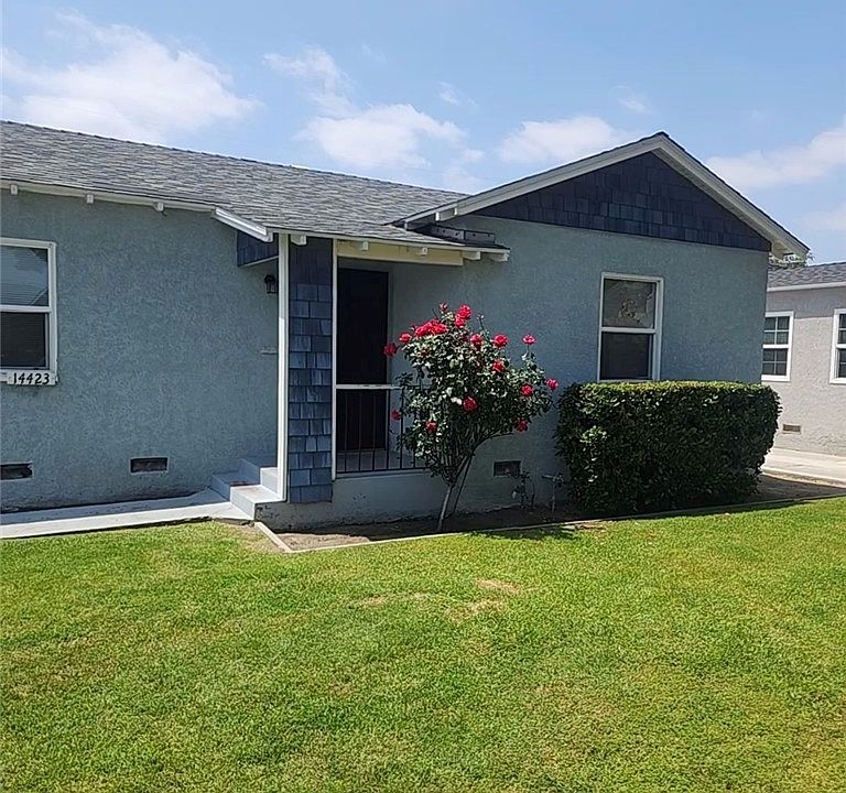 1st image of 14423 Elaine Ave