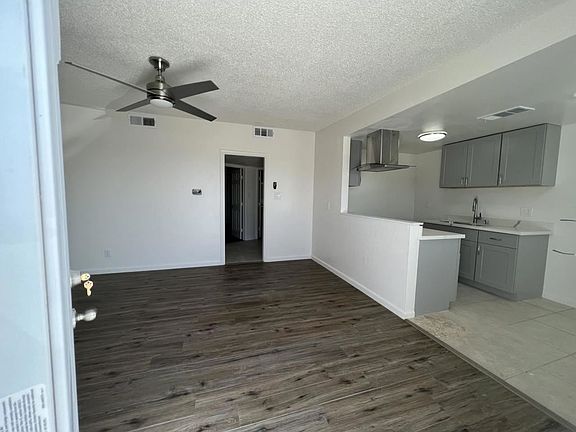 2nd image of 99190 Corvina Dr