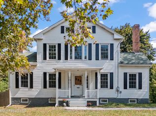 4001 Chatham St, Valatie, NY 12184