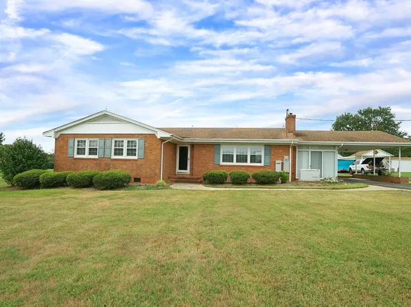2 Thomas Gay Rd, Spring Hope, NC 27882