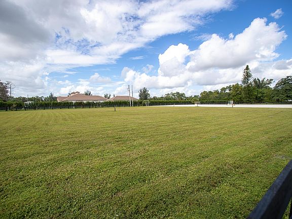 5th image of 16501 Van Gogh Boulevard