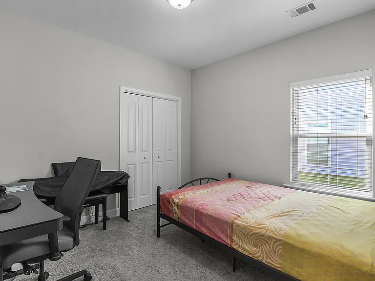 208 Alyssa Ave — Photo 8
