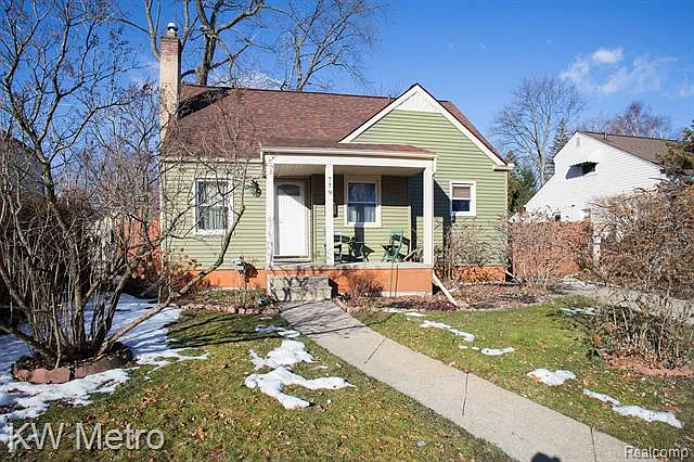 779 Allen St photo 1