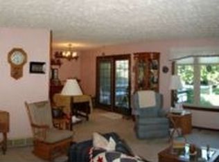 2319 Stardust Ln, Grand Island, NE 68803