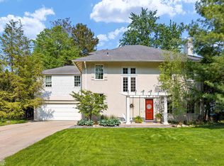 492 Rivard Blvd, Grosse Pointe, MI 48230