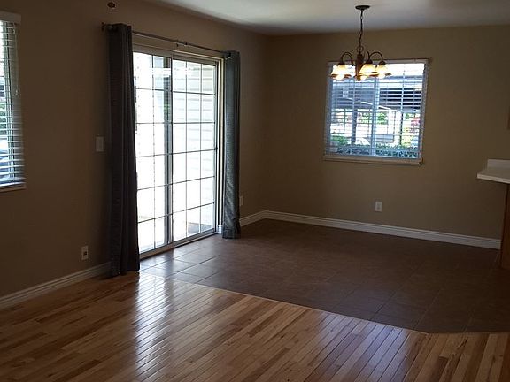 3rd image of 461 N Orem Blvd Unit 1