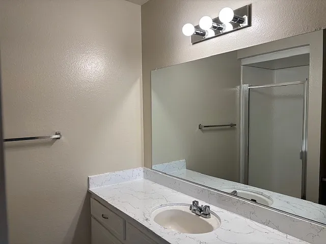 Oakwood Apartments — Photo 21