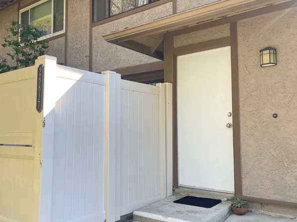 28817 Conejo View Dr, Agoura Hills, CA 91301