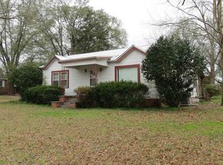 607 Maude Ave, Opp, AL 36467