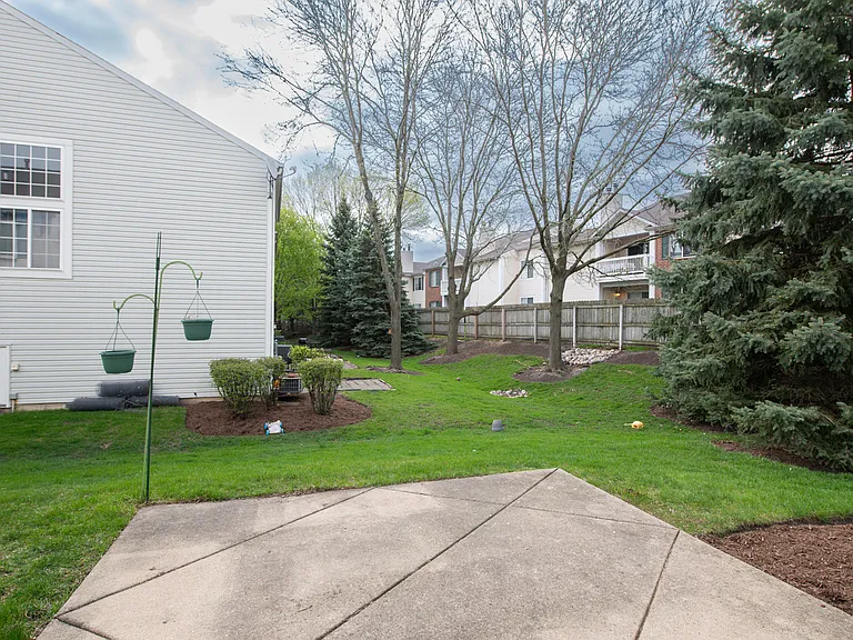 2527 Bordeaux Ln — Photo 21