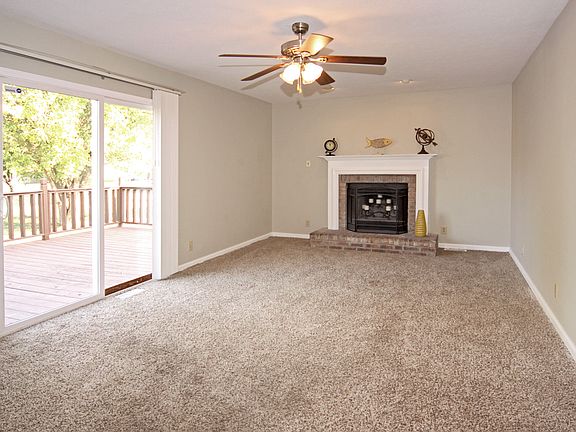 3rd image of 3728 Langston Dr