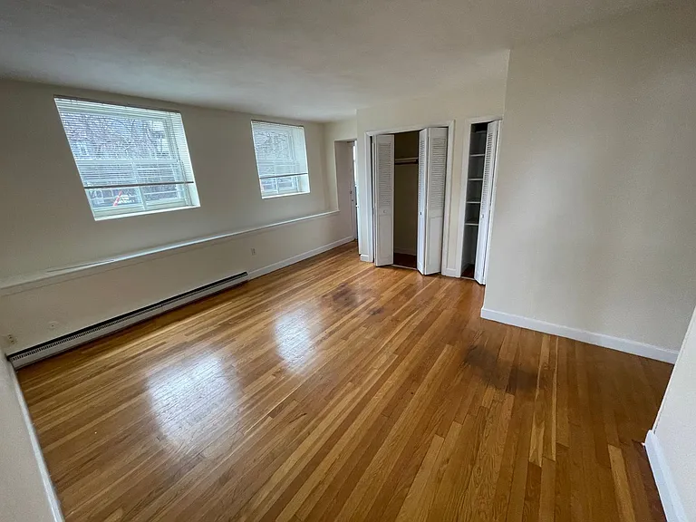 12 Armington St #10 — Photo 3