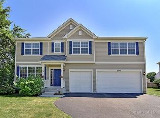 200 Loradale Rd, Oswego, IL 60543