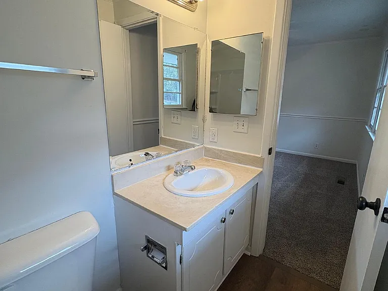 571 Winding Creek Rd #F — Photo 21