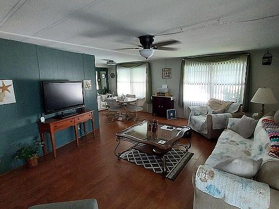 5th image of 1335 Fleming Ave Lot 35