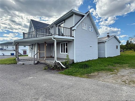2nd image of 12 Soucy Ln