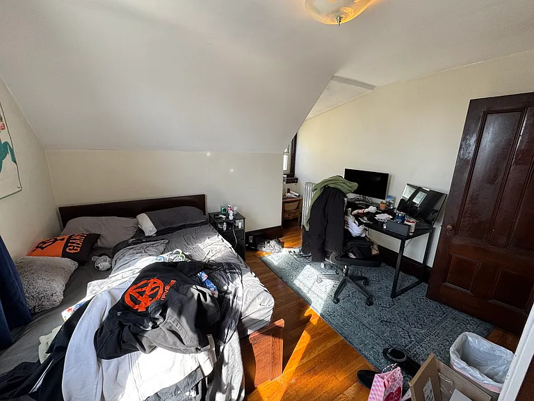 211 Holland St #2R — Photo 27
